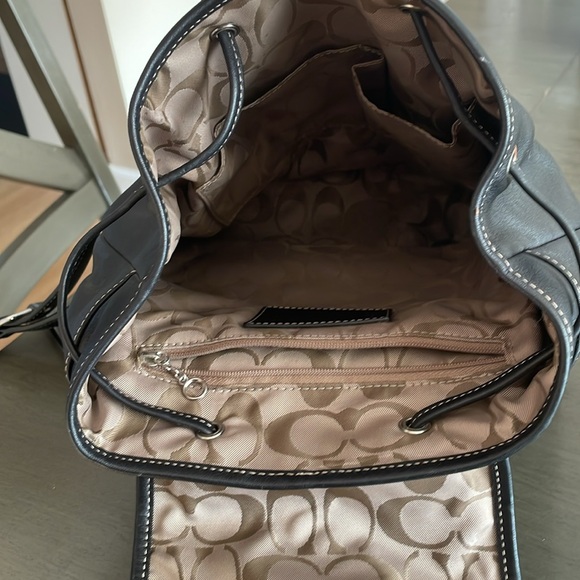 Rare Vintage Coach Legacy Studio 09368 Black Leather Drawstring Backpack Purse - Picture 4 of 12